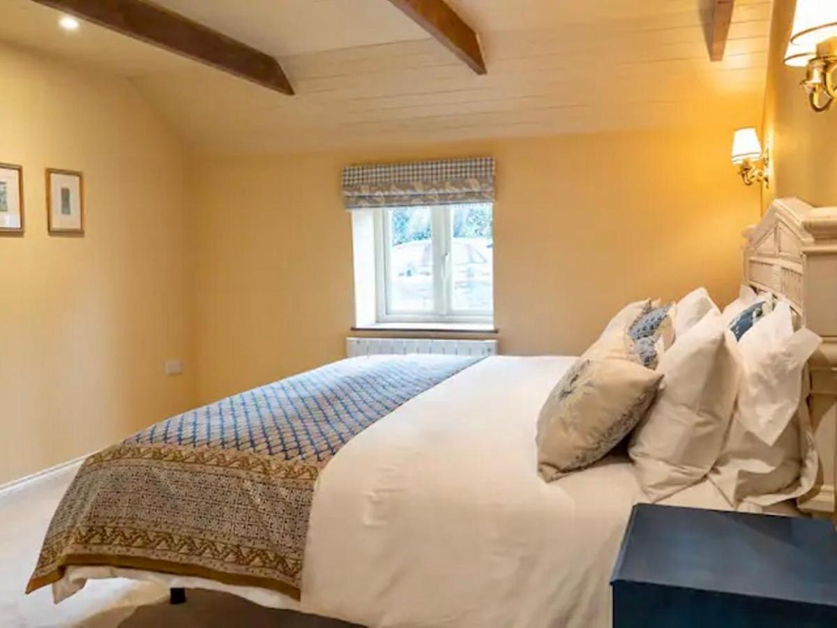 Pass The Keys Goose Feather Barn, Luxury For Two